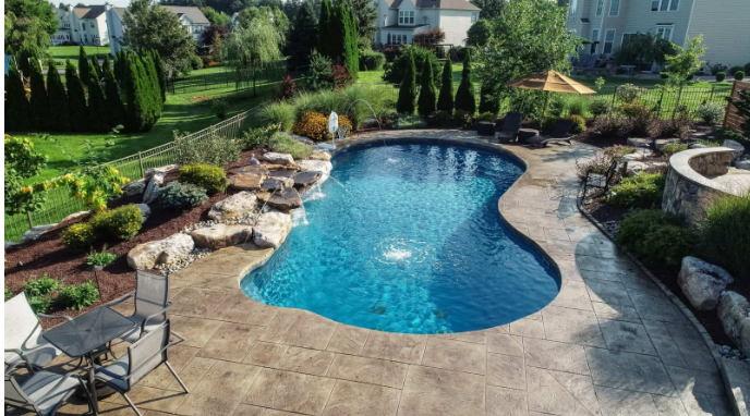 5 Essential Tips to Upgrade Your Home Pool